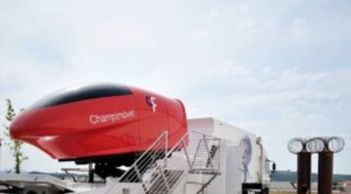 Champimóvel promove viagem ao interior do corpo humano