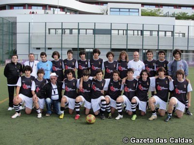 Juvenis A do Caldas de viagem à Madeira