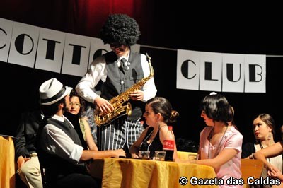 Casa cheia nos Pimpões para assistir à recriação do Cotton Club