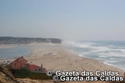 Sofre com o excesso de calor? Venha para o Oeste! Foz Do Arelho