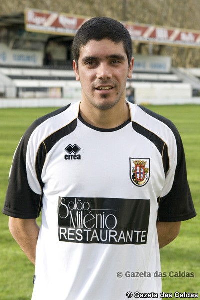 Miguel Pinho renovou com o Caldas