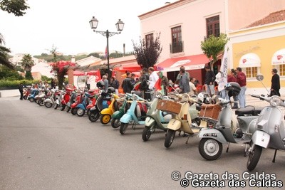 Concentração de vespas na Foz juntou entusiastas das duas rodas de todo o país
