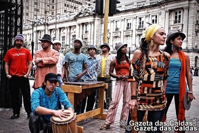 Carmen Souza actua amanhã no CCC