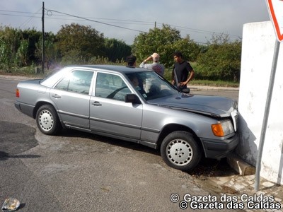 Ocorrências Policiais – Novo acidente junto à Rua do Relêgo em Alfeizerão Acidente