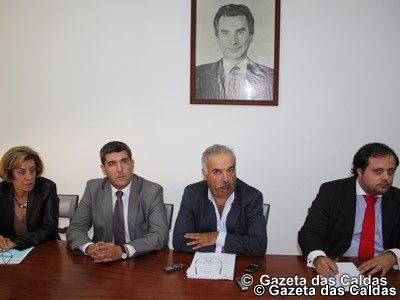 Fernando Costa cumpre mandato até ao fim