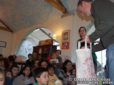 Óbidos conheceu os animais fantásticos criados por Javier Saéz Castán Javier Saéz Castán