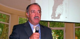 Rotários das Caldas homenageiam historiador João Serra João Serra