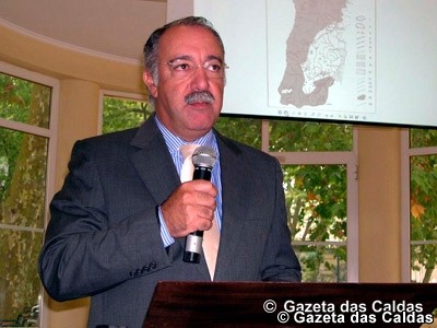 Rotários das Caldas homenageiam historiador João Serra João Serra