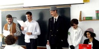 Escola Raul Proença assinala aniversário da morte de Fernando Pessoa