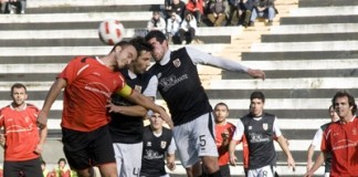 Exibição fraquinha do Caldas na primeira derrota em casa
