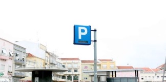 Borlas no parque de estacionamento por causa da ASAE