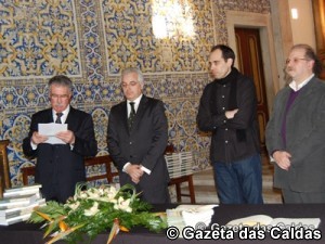 O provedor Carlos Orlando, o representante da União das Misericórdias notícias das Caldas