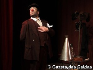 José Carlos Faria dá corpo ao alter-ego de Brecht notícias das Caldas