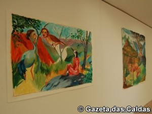 Pinturas dos autores residentes que integram a exposição no Centro de Artes notícias das Caldas