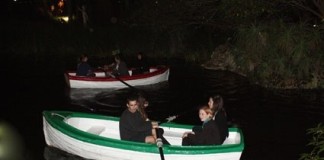 Regata nocturna no lago do parque teve tanto sucesso que se repete a 21 de Junho notícias das Caldas
