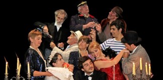 Teatro da Rainha vai estrear peça de teatro comunitário na Nazaré notícias das Caldas