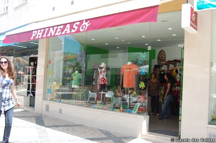 T-shirts made in Portugal na Loja Phineas