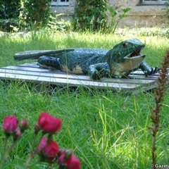Conhecer os Bichos de Bordalo nos jardins do Museu de Cerâmica