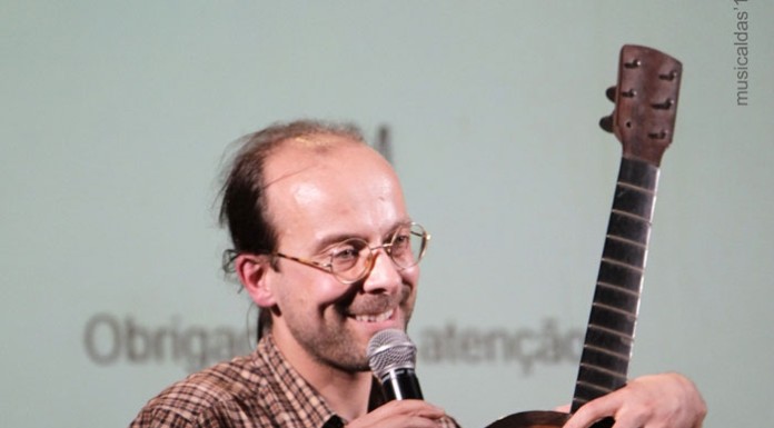 A história da guitarra contada com música notícias das Caldas