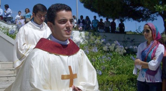 “A maior alegria de ser padre é acompanhar as pessoas, estar com elas, conhecê-las e sobretudo colocarmo-nos ao lado delas” – Ivo Santos notícias das Caldas