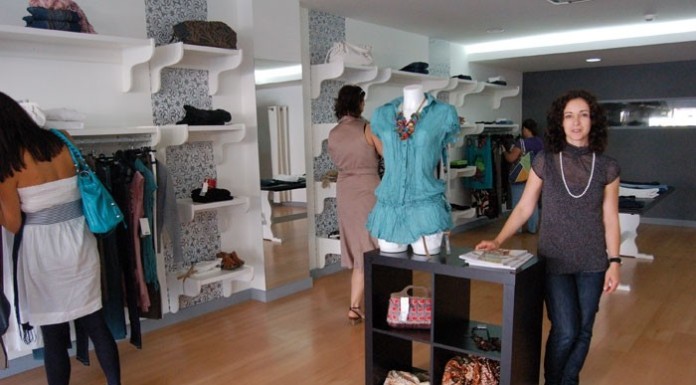Abriu nova loja de roupa para senhora na Praça 5 de Outubro