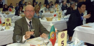ENTREVISTA COM O ENÓLOGO JOSÉ ANTÓNIO FONSECA – “O reforço dos apoios financeiros à exportação através da promoção da marca Portugal é o grande desafio dos vinhos portugueses” notícias das Caldas