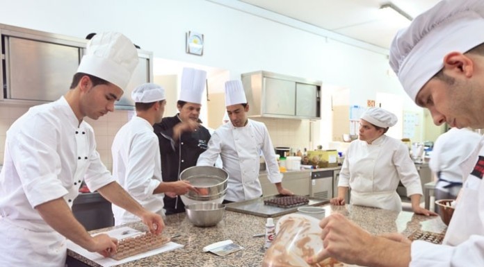 Abriu a segunda fase de candidatura para os cursos da Escola de Hotelaria e Turismo do Oeste notícias das Caldas