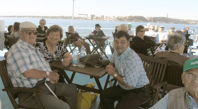 Idosos do Cadaval em cruzeiro no Tejo notícias das Caldas