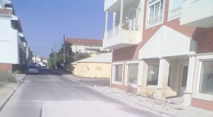 Buraco esquecido ou falta de alcatrão!? notícias das Caldas