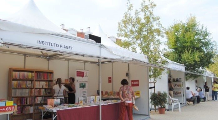 Novo formato da Feira do Livro de Alcobaça convence visitantes notícias das Caldas