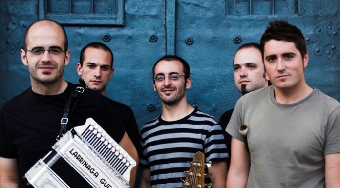 Festival de Acordeões do Mundo começa hoje em Torres Vedras notícias das Caldas