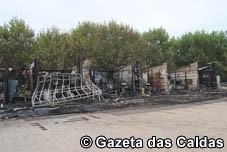 Foto09IncendioCaisLagoa