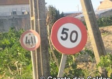 Qual dos sinais é o verdadeiro?