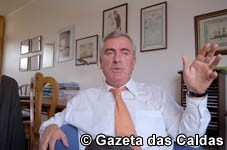 A água é tema de palestra durante um jantar