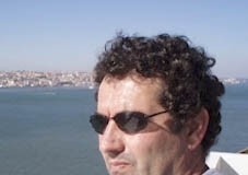 Caldense lança dois livros em Almada