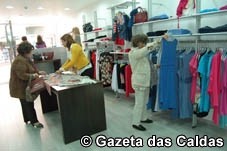 Reabriu loja de vestuário Nobela na Rua das Montras