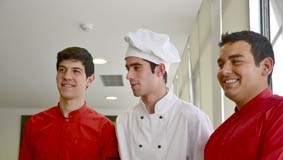 Cozinha de Autor na Escola de Hotelaria do Oeste é uma experiência que se recomenda