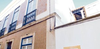 OCORRÊNCIAS POLICIAIS – Polícia esperou pelos bombeiros para entrar em casa que estava a ser assaltada