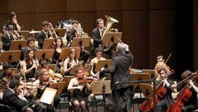 Jovens solistas da Academia Metropolitana actuam amanhã no CCC