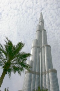 Burj Khalifa com 848 metros