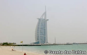 Burj al Arab em forma de vela o unico hotel 7 estrelas do mundo