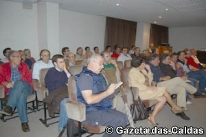 FD1-pessoasAssistir