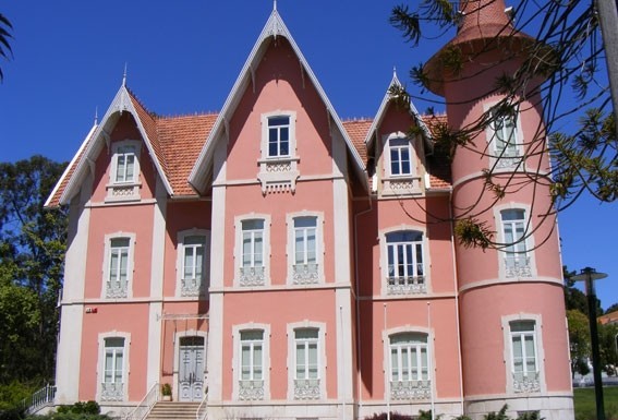 Cinco municípios do Oeste vão receber 15,5 milhões de euros do Programa de Apoio à Economia Local