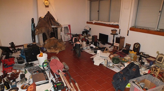 Jovem agredido por três homens que o tentaram assaltar