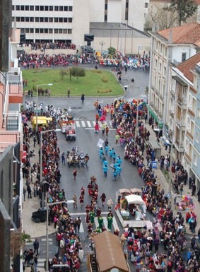 Carnaval das Caldas da Rainha com menos gente, mas sempre animado