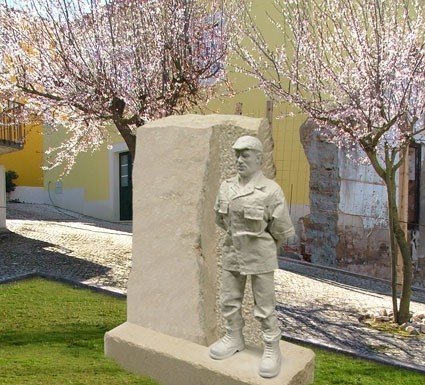 Alvorninha vai ter monumento de homenagem aos antigos combatentes Notícias das Caldas