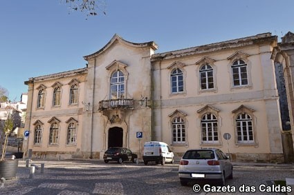 Esclarecimento sobre algumas afirmações produzidas pelo Ex.º Presidente do CA do CHO, invocando o meu nome, e publicadas na Gazeta das Caldas de 15 de Março de 2013 Notícias das Caldas