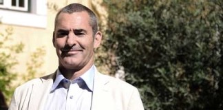 McNamara recebe condecoração do Estado português