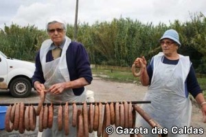 559604_393813620687547_1819749888_n