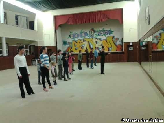 ASSOCIAÇÃO JOVEM ALCOBERTAS – Novo ano e a dança continua!